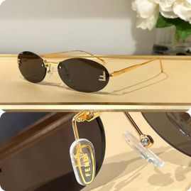 Picture of Fendi Sunglasses _SKUfw51977130fw